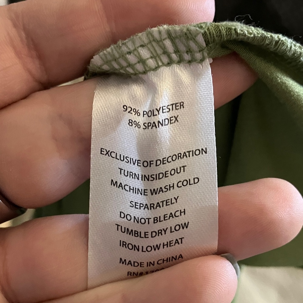 π4 for $20 btween Olive Green Floral Matching Set, size 6 - Picture 5 of 9